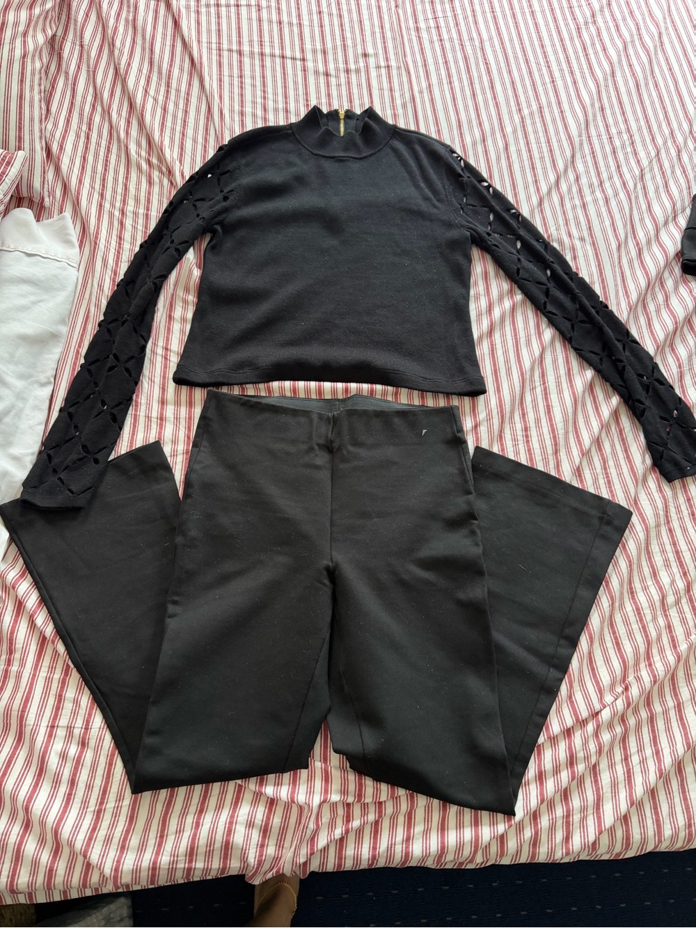 ZARA LEGGING PANT & MOCK NECK SWEATER